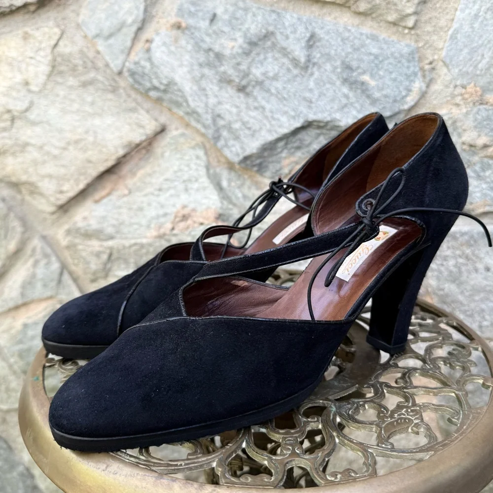 Gucci Vintage Black Suede Heels size 7